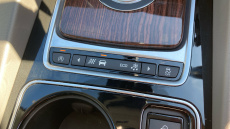 Jaguar F-Pace 2.0d Portfolio 5dr Auto AWD Diesel Estate